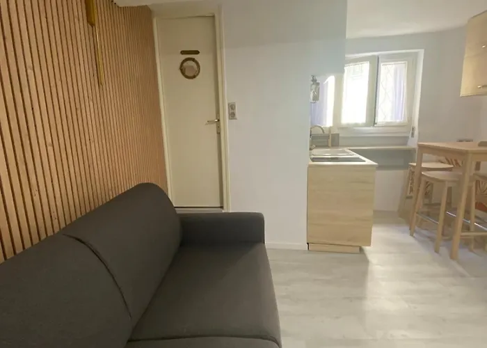 Beachfront At Du Faubourg Collioure