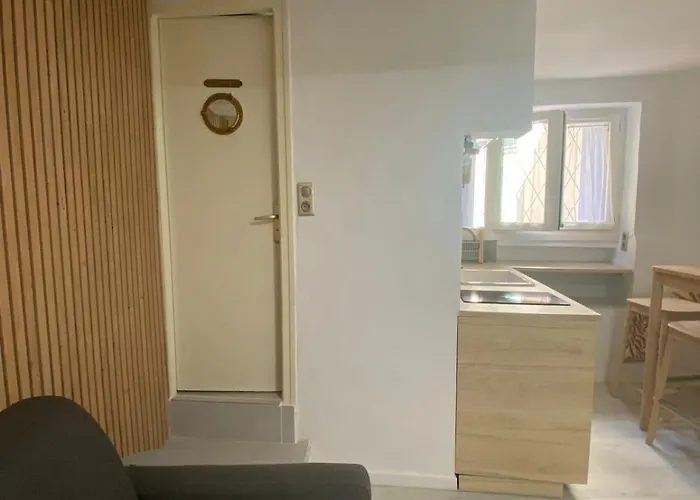 Beachfront At Du Faubourg * Collioure